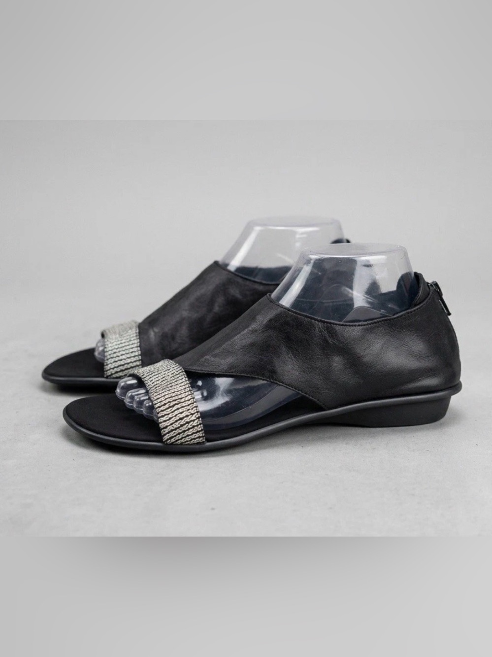 Sesto Meucci Kitten Wedge Sandals Black White Leather Made In Italy  10.5